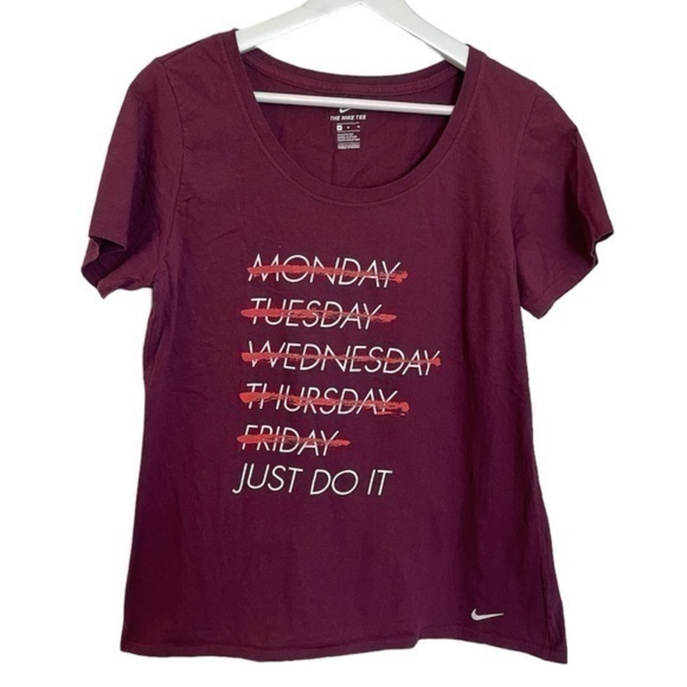Women’s Nike T Shirt